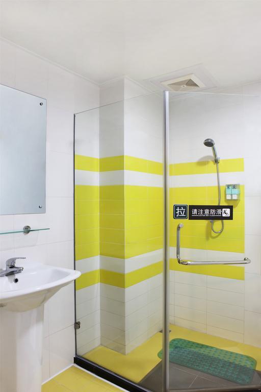 7Days Inn Guiyang West Yan'An Road エクステリア 写真